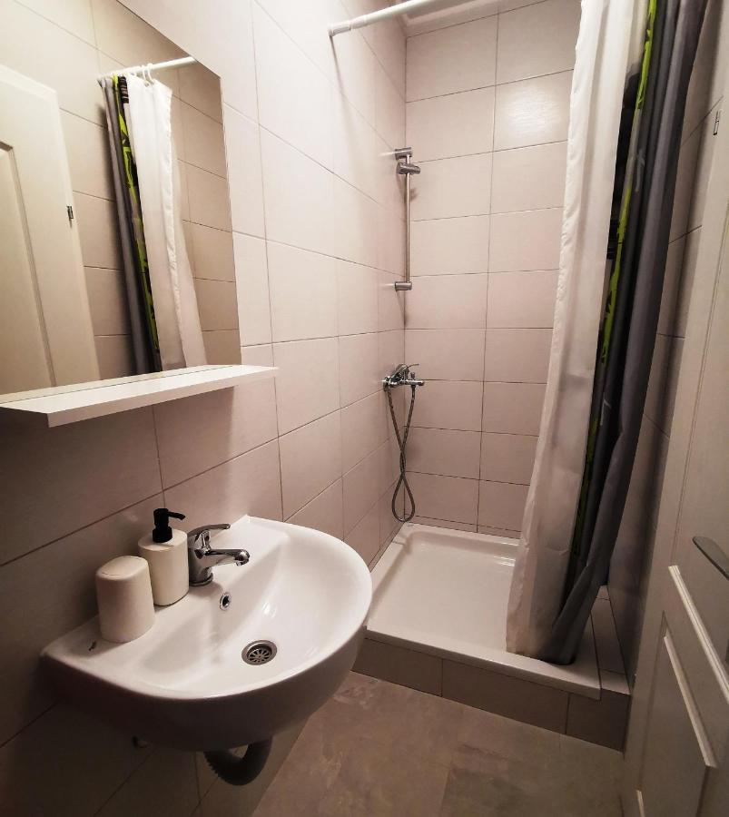 Vila Julija - Apartment & Rooms Otočac Extérieur photo